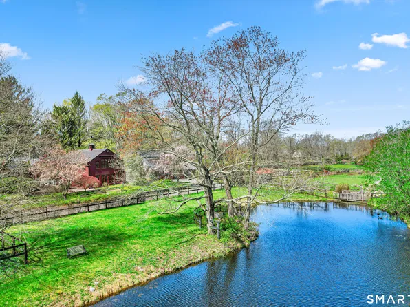 2 Race Hill Rd, Madison, CT 06443