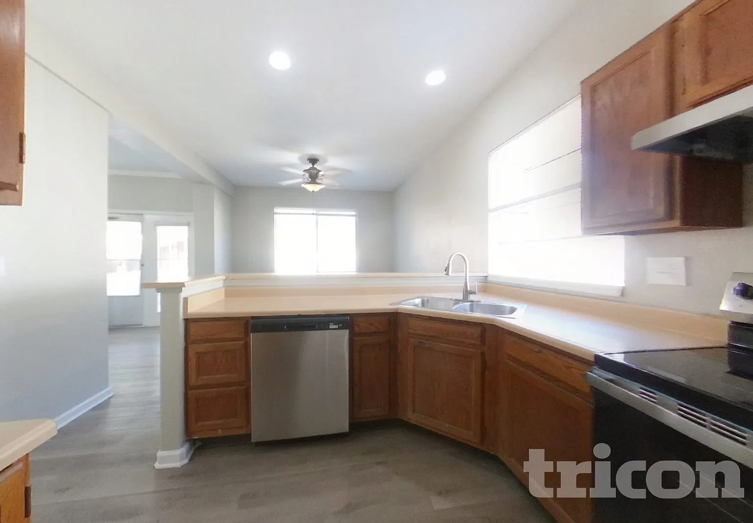 21737 Saddlebrook Drive Parker CO — Photo 4