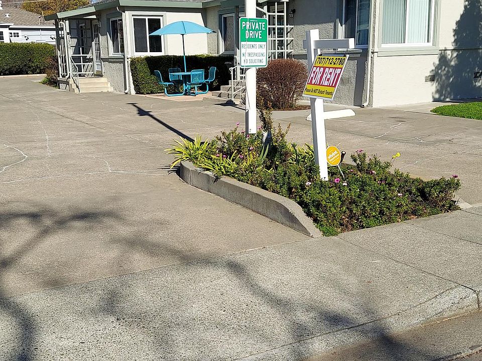 2nd image of 1358 Arkansas St #1358