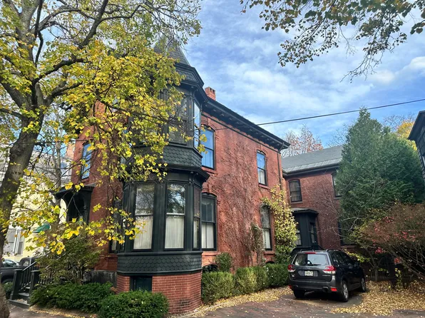 143 Neal Street, Portland, ME 04102