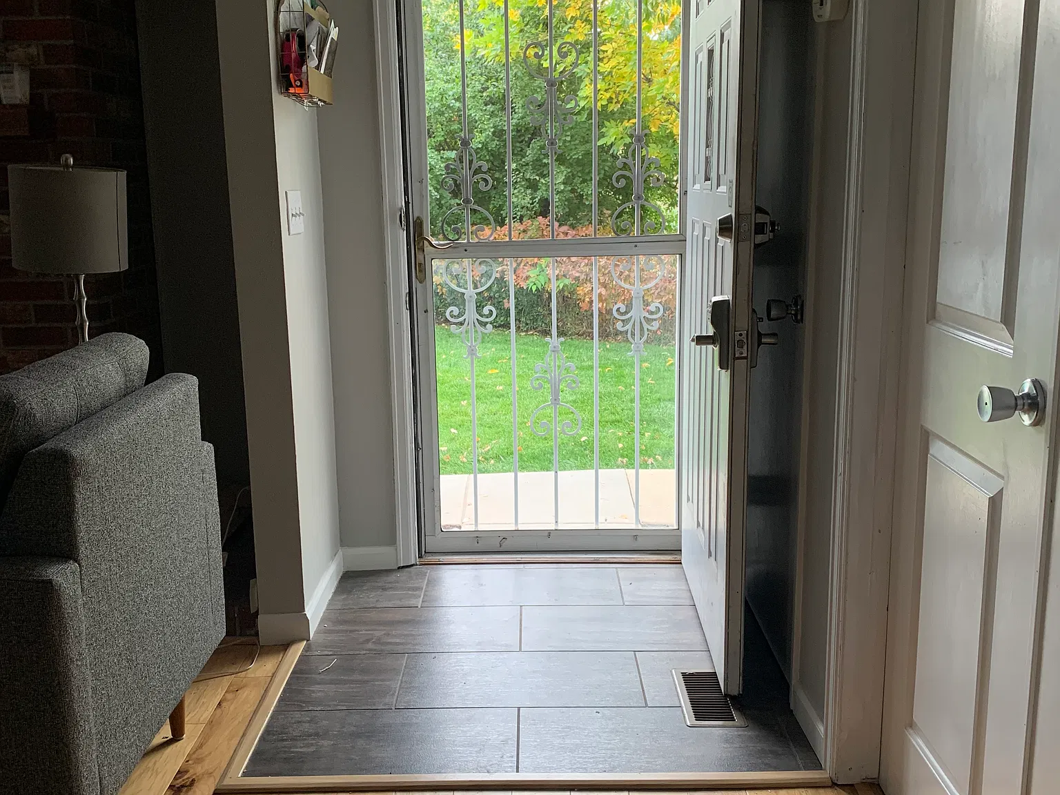 2 bed, 1100 sqft, $2,150 — Photo 4