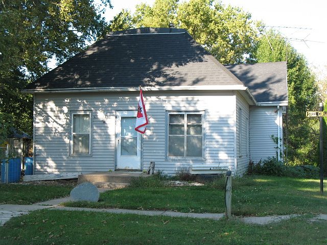 2nd image of 605 Main