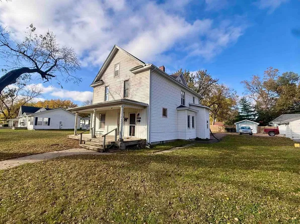 5213 Morningside Ave, Sioux City, IA 51106