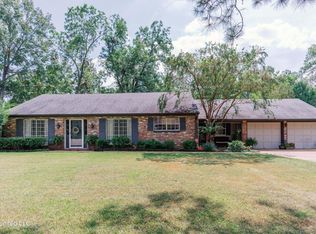 704 Dunton Rd, Clinton, MS 39056