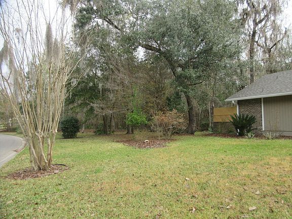 3rd image of 7211 NW 52nd Ter