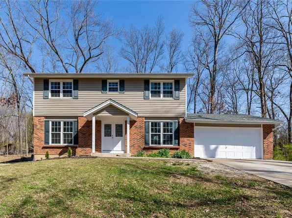 4 Spring Ct, O'Fallon, MO 63366