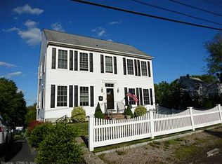 24 Mayflower Ave, Pawcatuck, CT 06379
