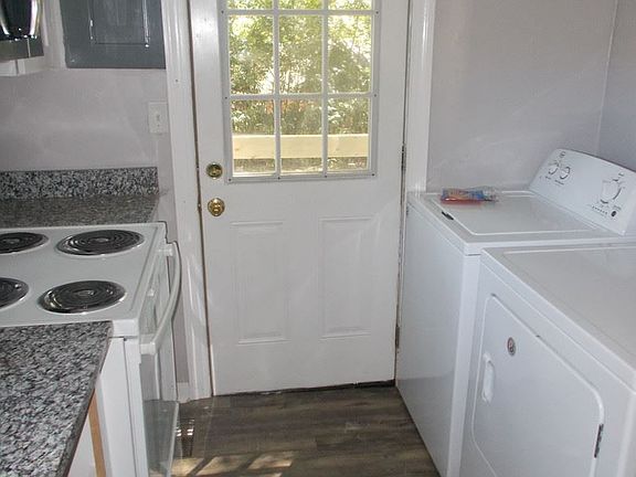 5th image of 1205 Bridle Ln