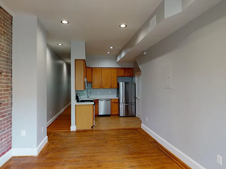 1312 Park Rd NW #1 — Photo 2