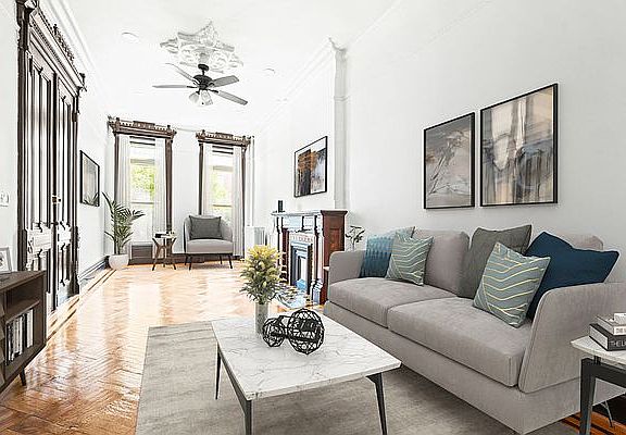 5th image of 111 Halsey St Floor 1