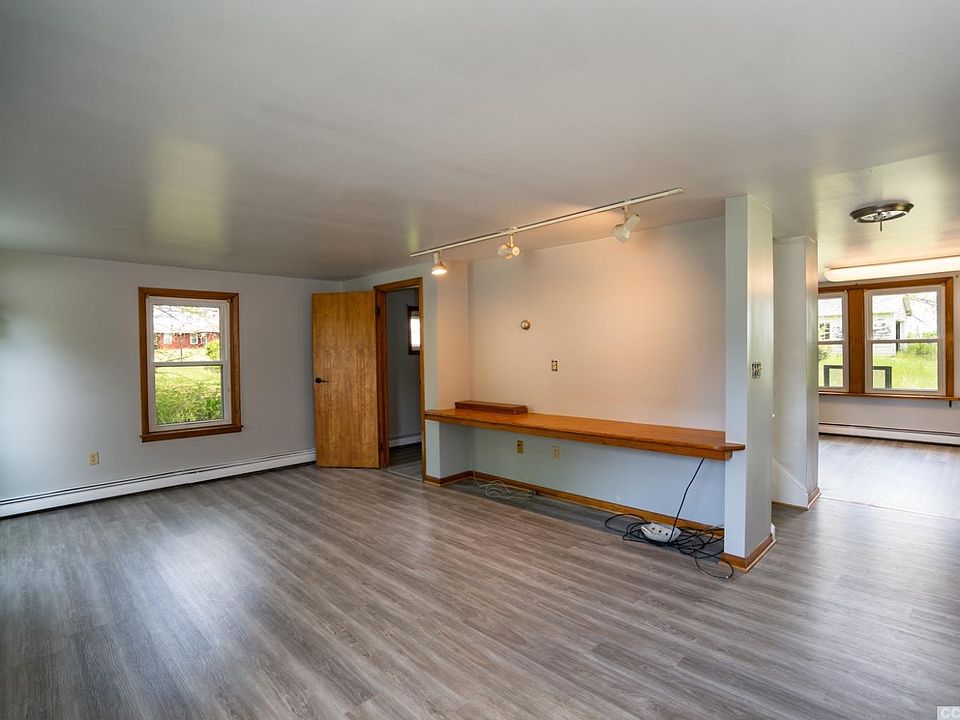 1286 S Schodack Rd, Castleton, NY 12033 MLS 146960 Zillow