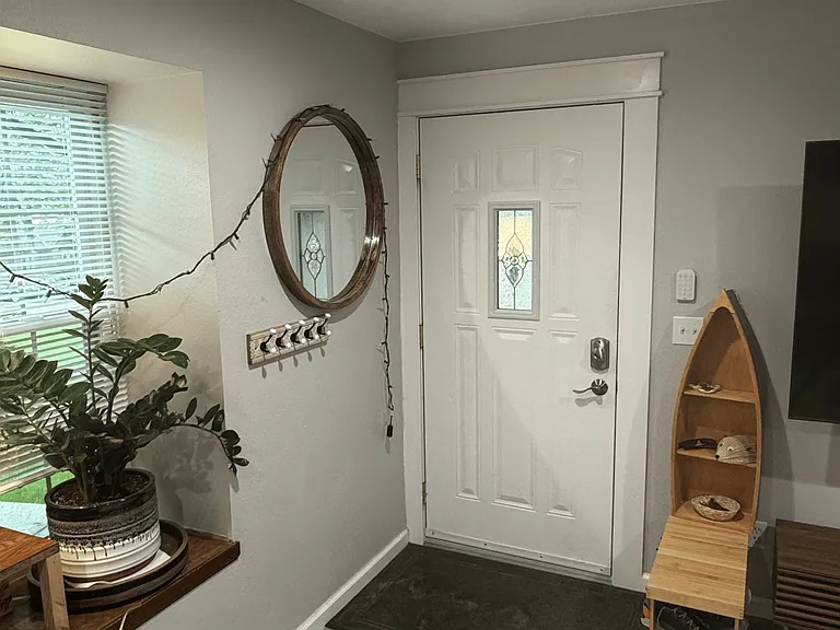 6740 Overland Dr — Photo 2