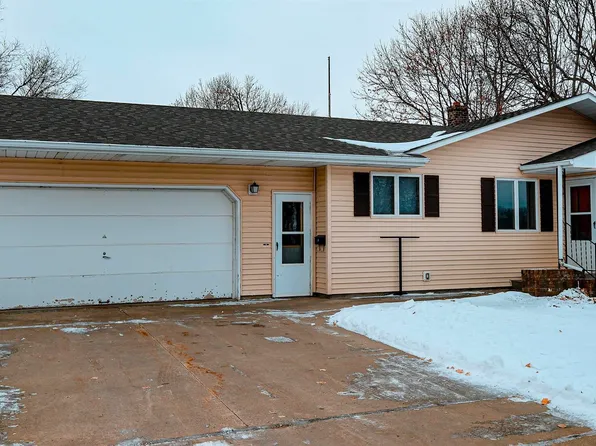 154 W Juniper St, Menno, SD 57045