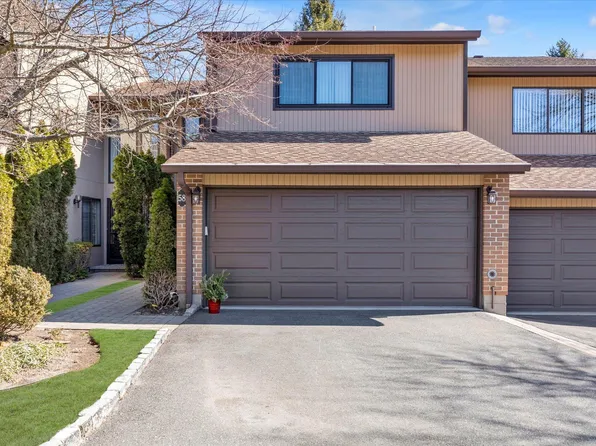 58 Wimbledon Drive, Roslyn, NY 11576