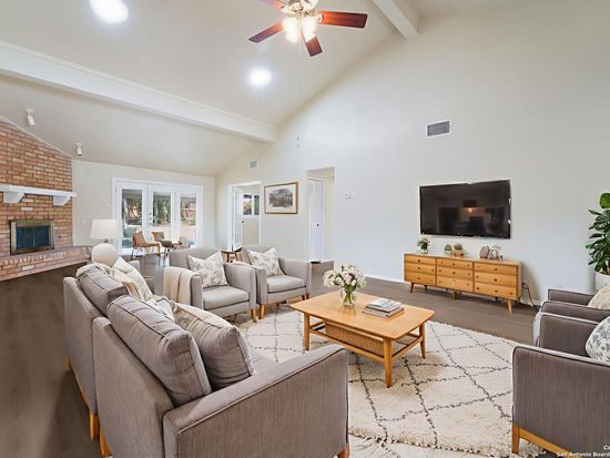 9751 Cylburn, Converse, TX 78109