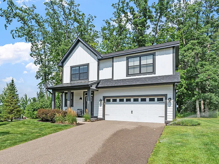Beacon Ridge — Photo 40