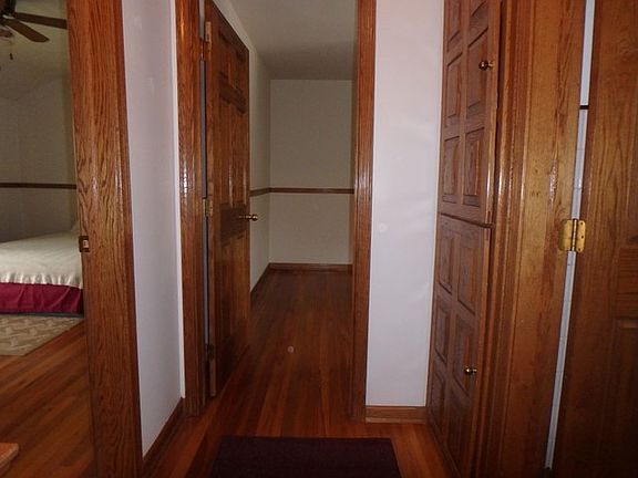 5th image of 10635 S Artesian Ave