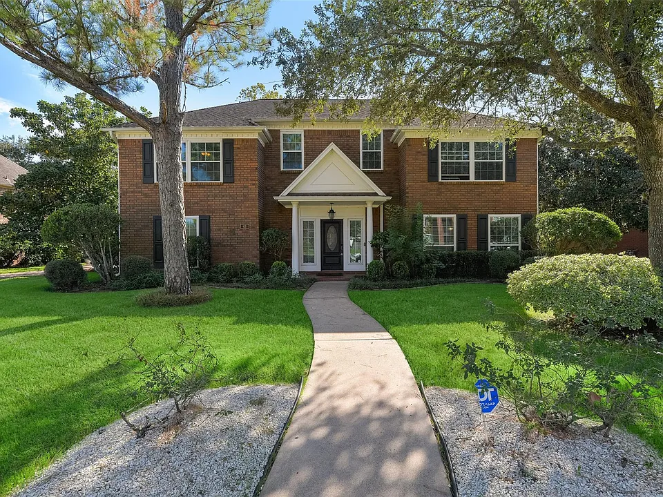 43 Hessenford St