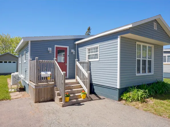 9 Linkletter Est, Summerside, PE C1N 4B2