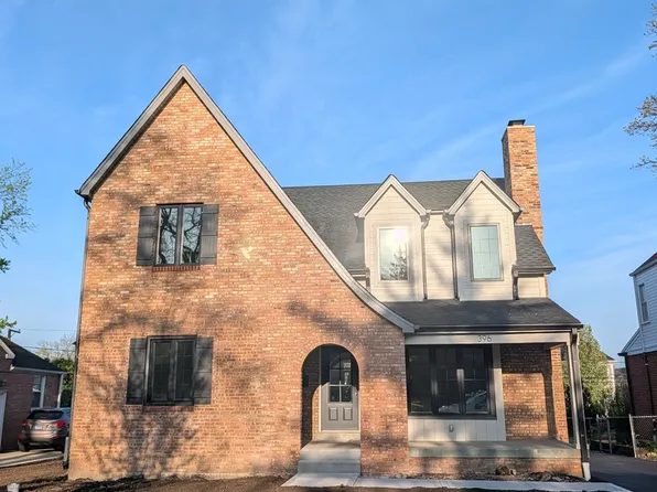 396 S Prospect Ave, Elmhurst, IL 60126