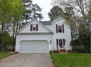 123 Haddonfield Ln, Cary, NC 27513