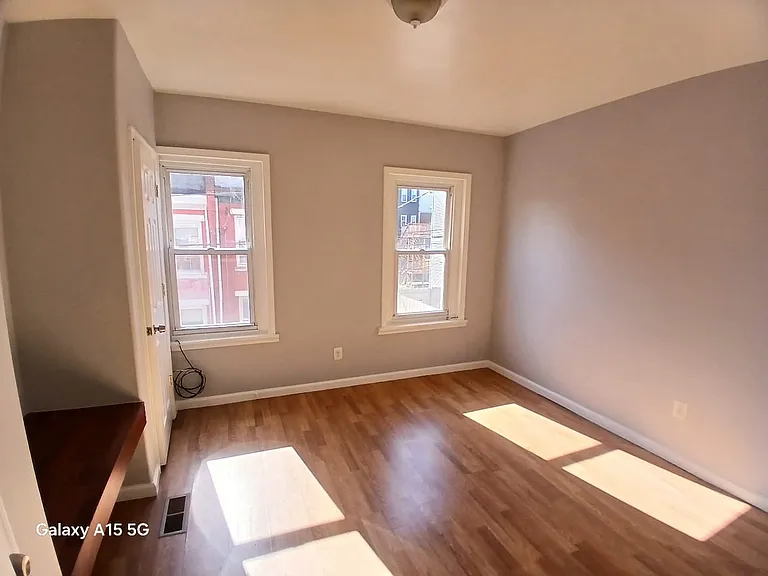 19 E Ashmead St — Photo 15