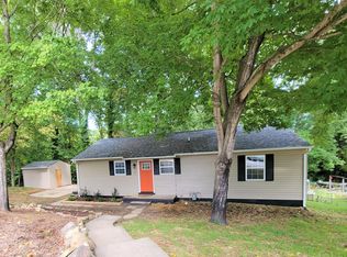 106 Amherst Ln, Oak Ridge, TN 37830