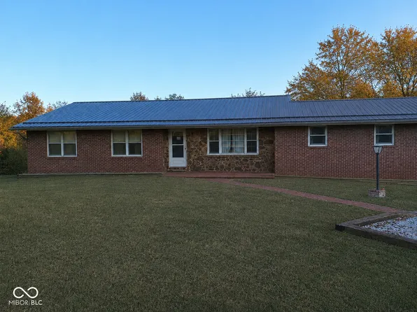 1357 S Haslers Rd, Bloomfield, IN 47424