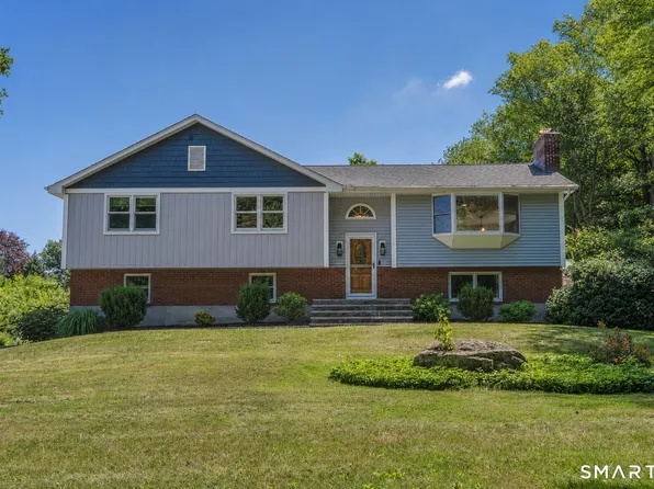 12 Villa Louisa Road, Bolton, CT 06043