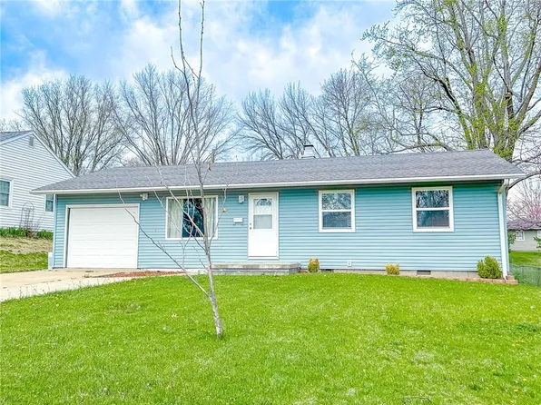 715W W Cooper St, Maryville, MO 64468