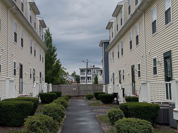 4th image of 958 Warren Ave APT 7