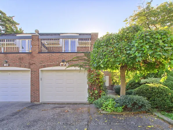 136 Stillwater Cres, Toronto, ON M2R 3S2