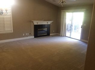 8550 N Sierra Vista Ave, Fresno, CA