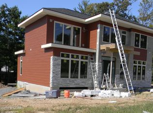 263 S Mountain Blvd, Mountain Top, PA 18707 | MLS #25-4779 | Zillow