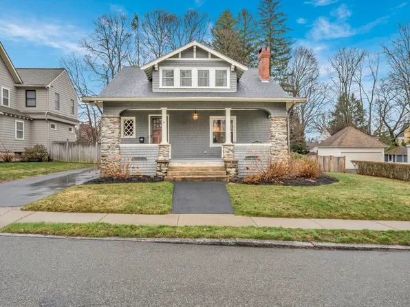 41 Commonwealth Ave, Haverhill, MA 01830