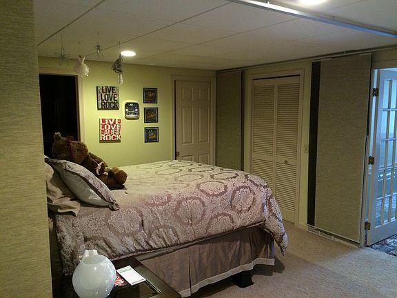 Lower level in-law suite