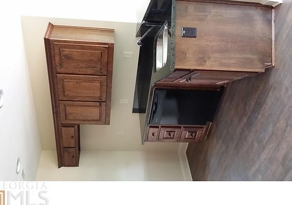 2nd image of 541 Greenridge Ln