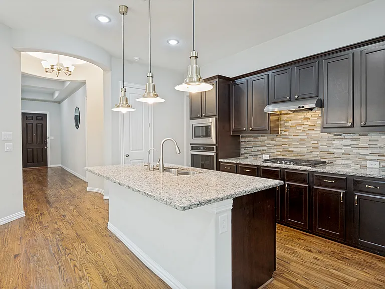 5512 Magnum Way — Photo 9