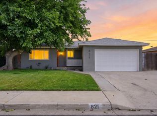 821 W Fairmont Ave, Clovis, CA 93612