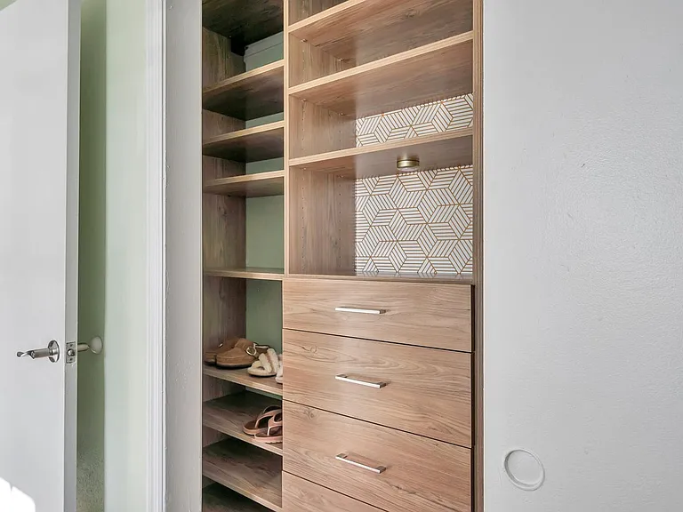 4728 Beach Dr SE #A — Photo 14