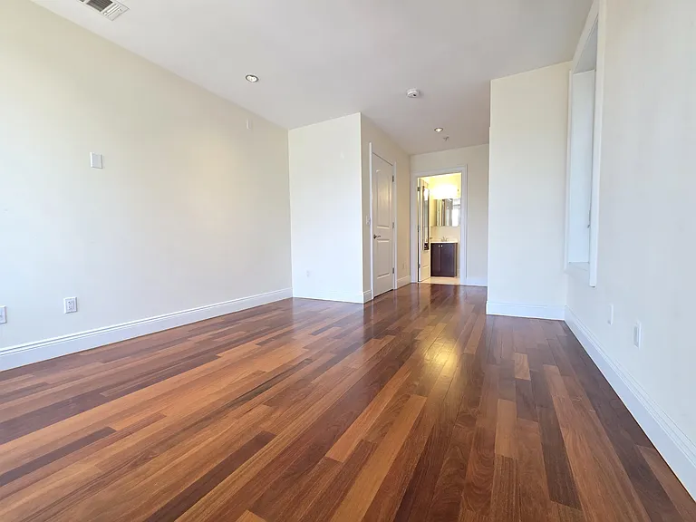 34-40 48th St #B2 — Photo 20