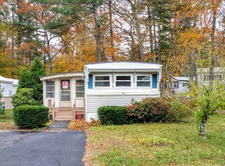 124 Beechwood Rd, Halifax, MA 02338