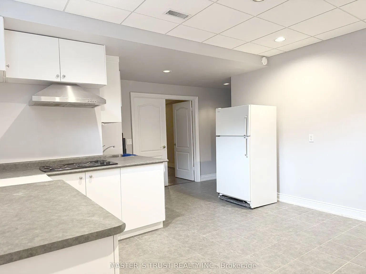2 bed, $3,100 — Photo 3