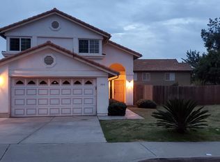 331 E Indian Rock Rd E, Vista, CA 92084