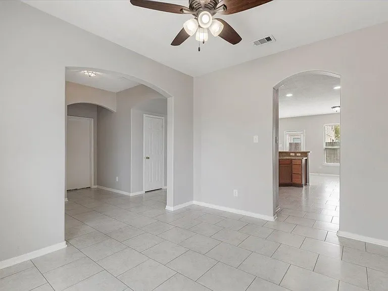4810 Vintage Grove Ct — Photo 6