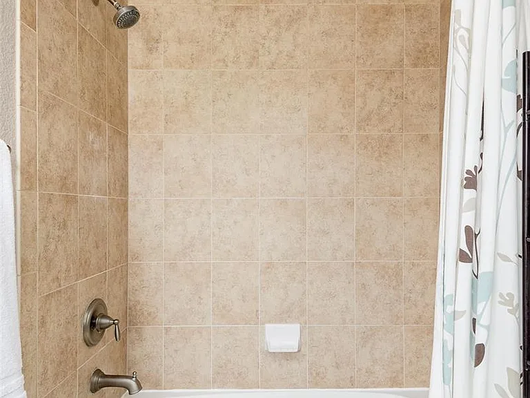 370 Riverton Rd — Photo 15