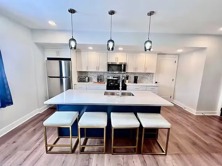415 E Jasper St #3 — Photo 1