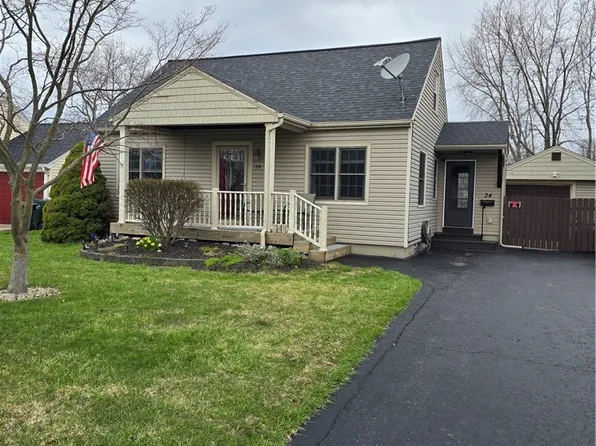 34 Middlesex Rd, Depew, NY 14043