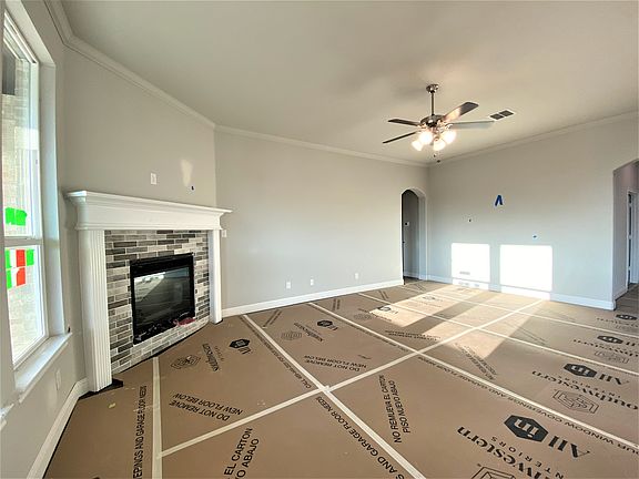 5th image of 1089 Mickelson Dr