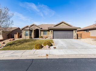 261 Calgary Dr, Saint George, UT 84790
